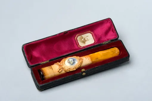 Etui Hofers mit Zigarrenspitze 